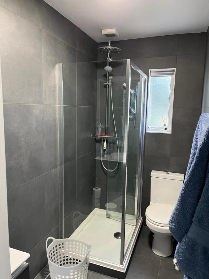 Apartmán 2 St Judes Court D24H1X4 Students Only Dublin Exteriér fotografie